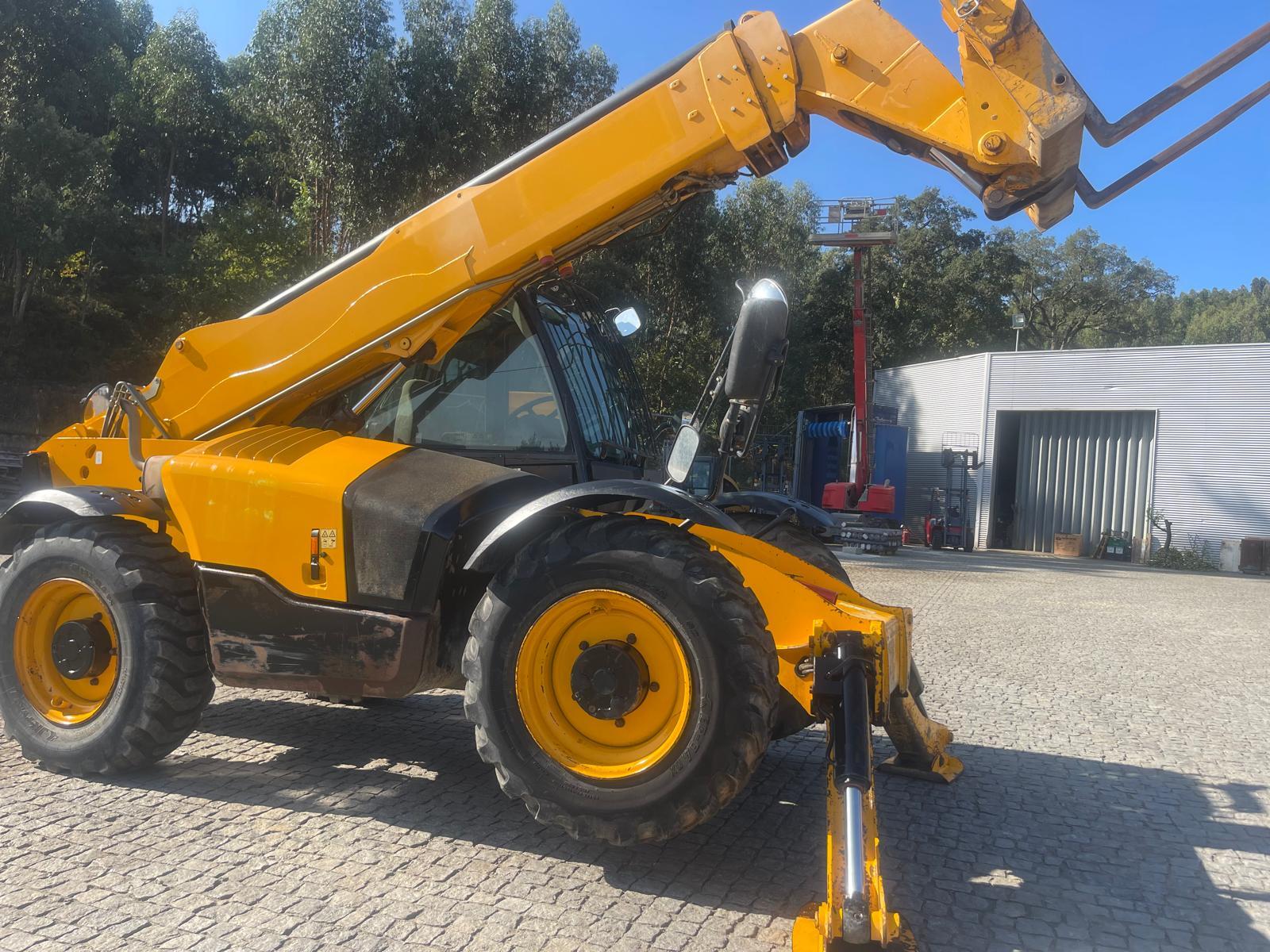 Empilhador Telescopico 4x4