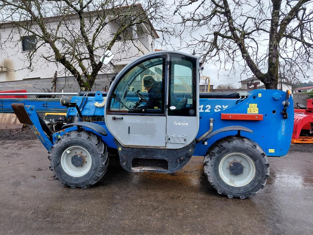 Empilhador Telescopico 4x4